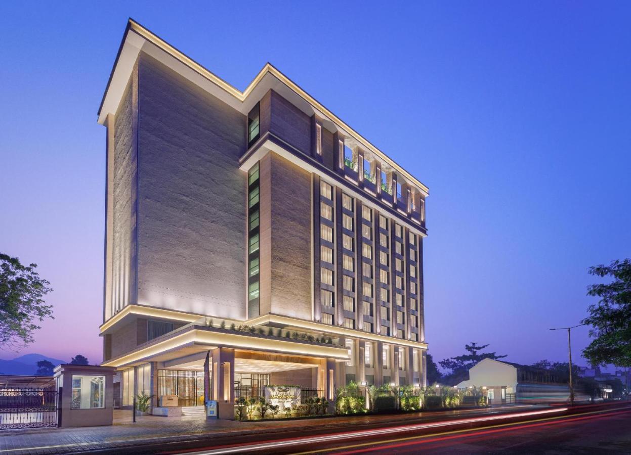 Bellevue Sarovar Premiere Джунагадх Экстерьер фото