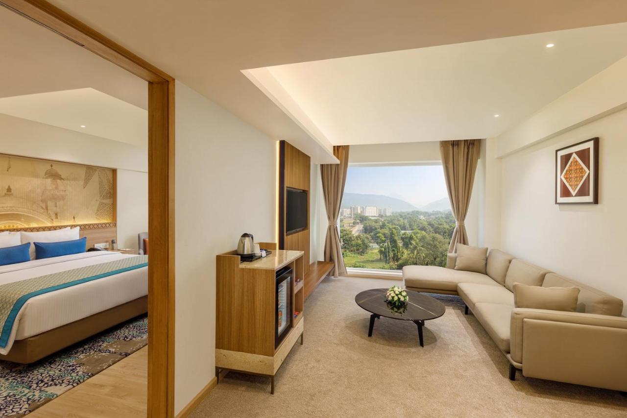 Bellevue Sarovar Premiere Джунагадх Экстерьер фото