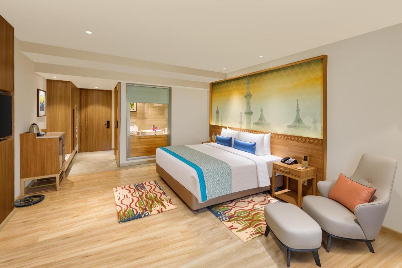 Bellevue Sarovar Premiere Джунагадх Экстерьер фото